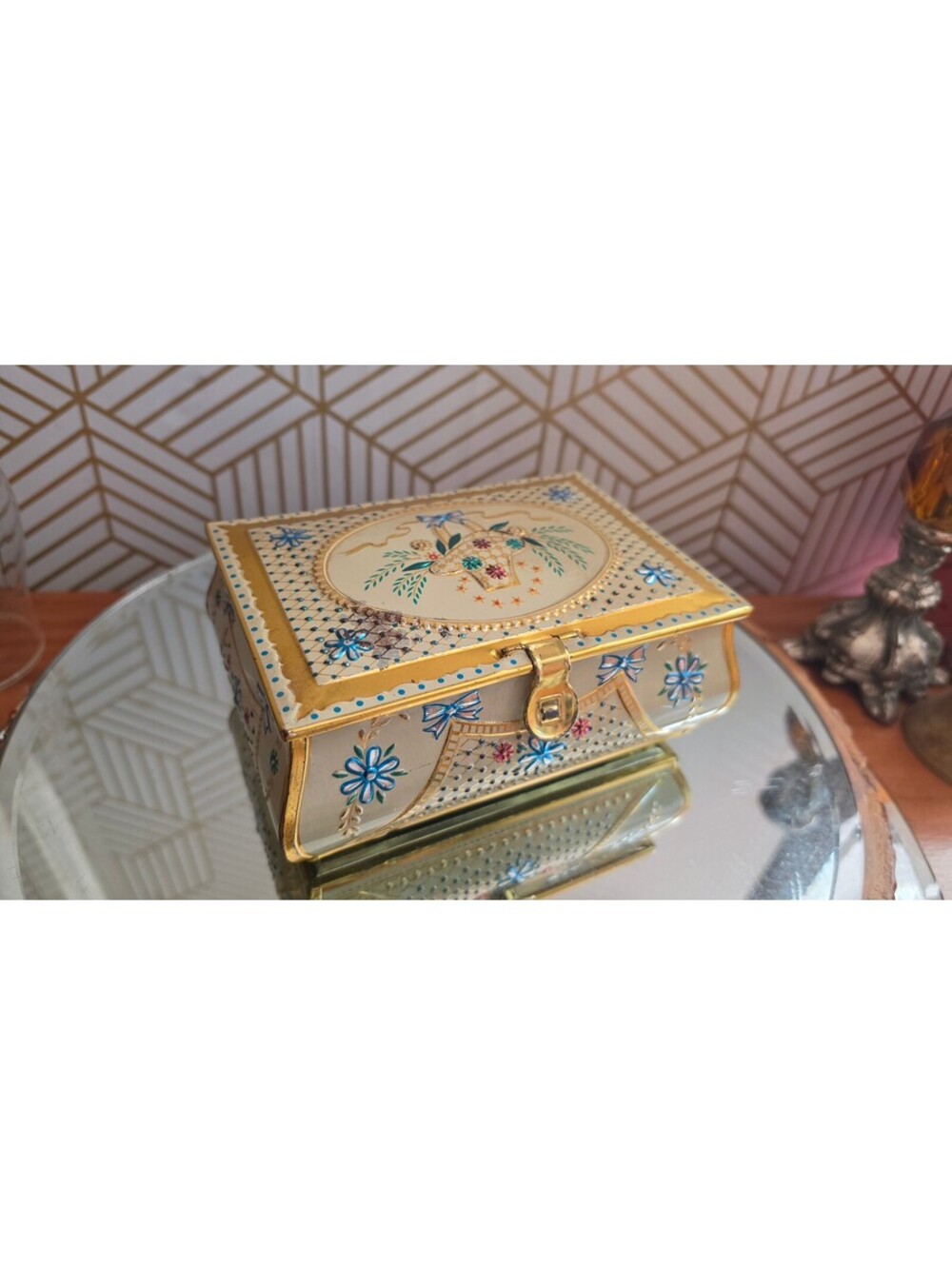 Vintage Floral Confectionery Tin Treasure Jewelry Hinged Box